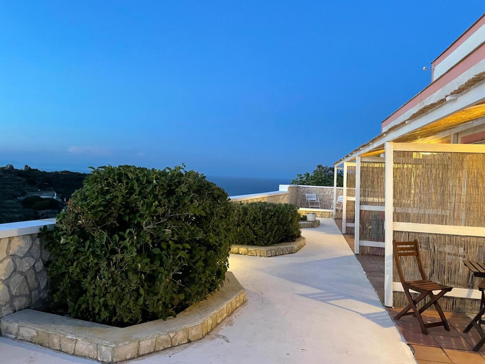 Casa Belvedere Del Core Ponza Exterior photo